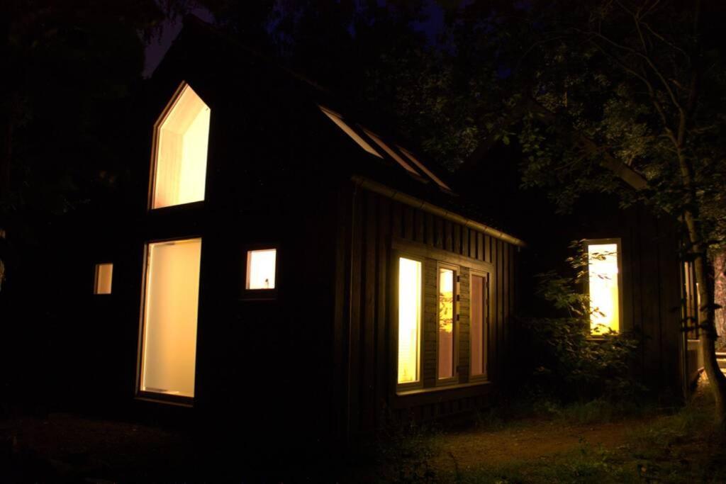 Oak Cottage Near Ronne & Beach Exteriör bild